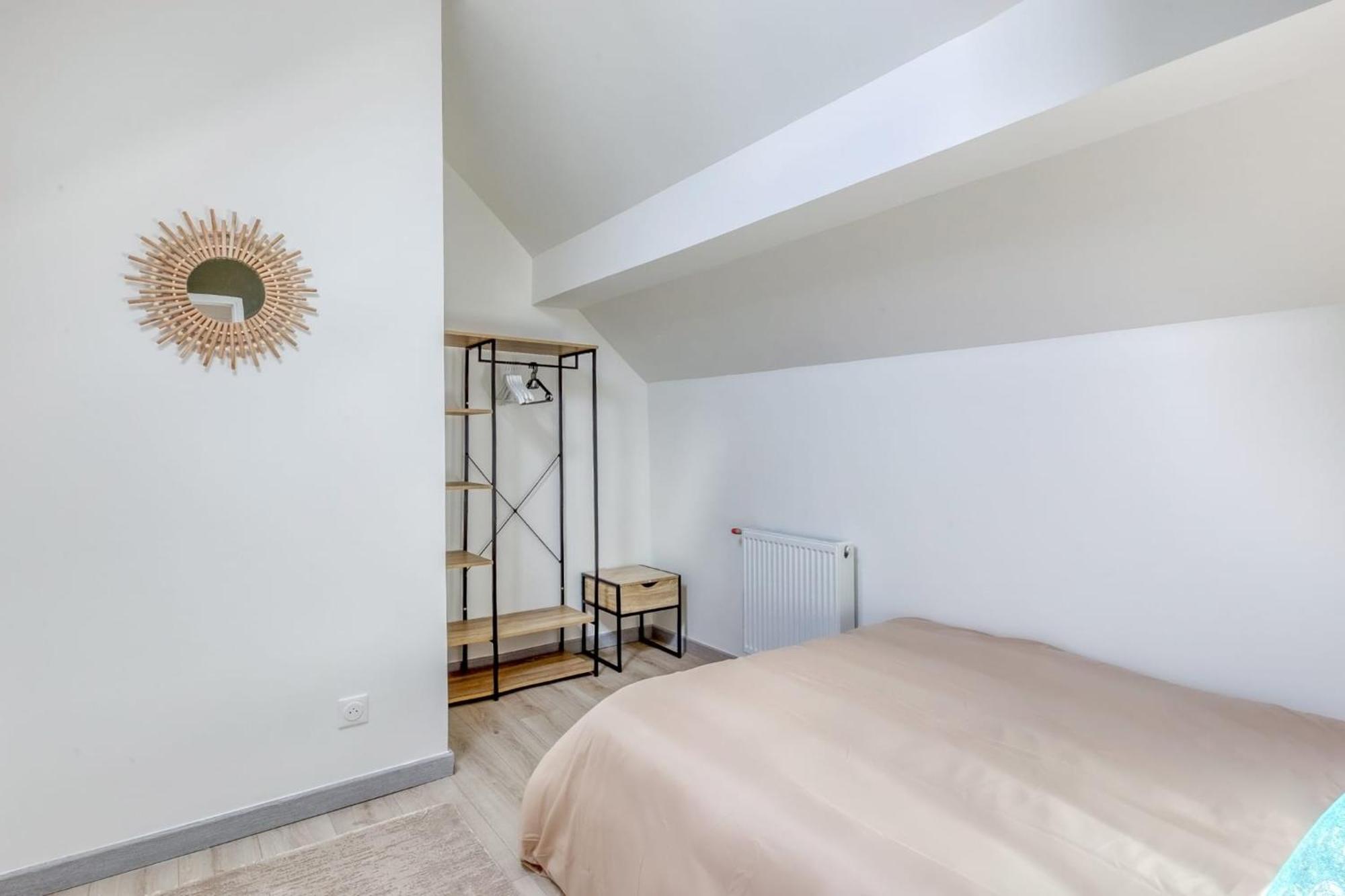 Joli Appartement De Vacances Écouen Esterno foto