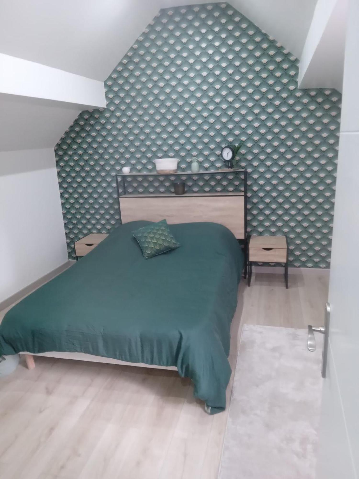 Joli Appartement De Vacances Écouen Esterno foto
