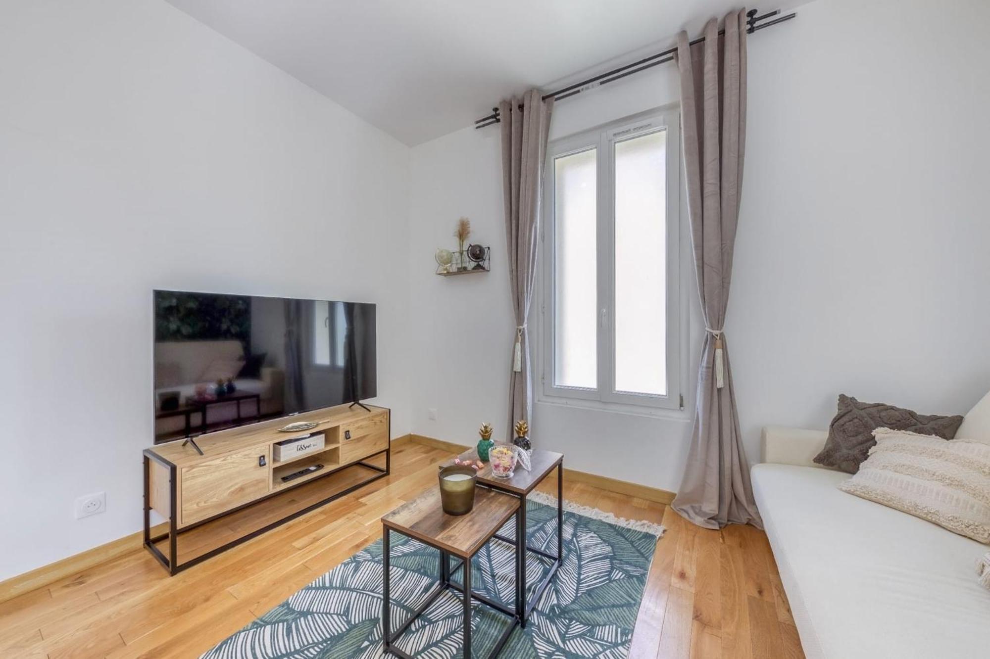 Joli Appartement De Vacances Écouen Esterno foto